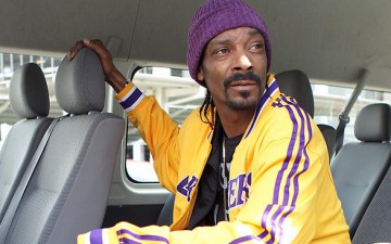 今日のUncle Snoop：2Chainzのインタビューを見て彼にバスケ試合を申し込む