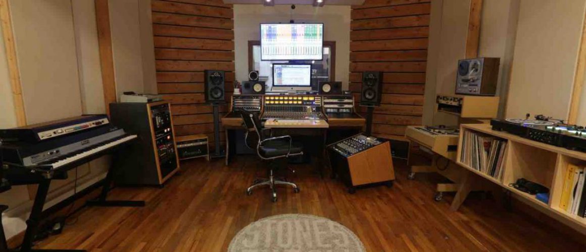 Stones ThrowがLAにスタジオを公開。一般へのレンタルも対応とのこと